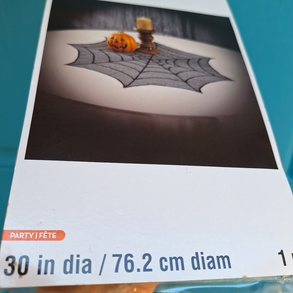Halloween Table Cloth Spider Web Table Topper Party Centerpiece New with Tag - Picture 2 of 11